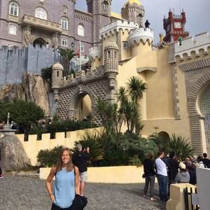 Meet your Posher, Clo